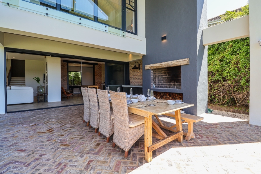 4 Bedroom Property for Sale in Keurboomstrand Western Cape